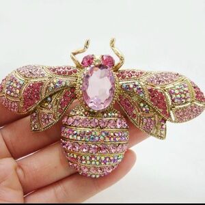 Elegant Pink and Gold Bee Brooch Pendant Metal Base